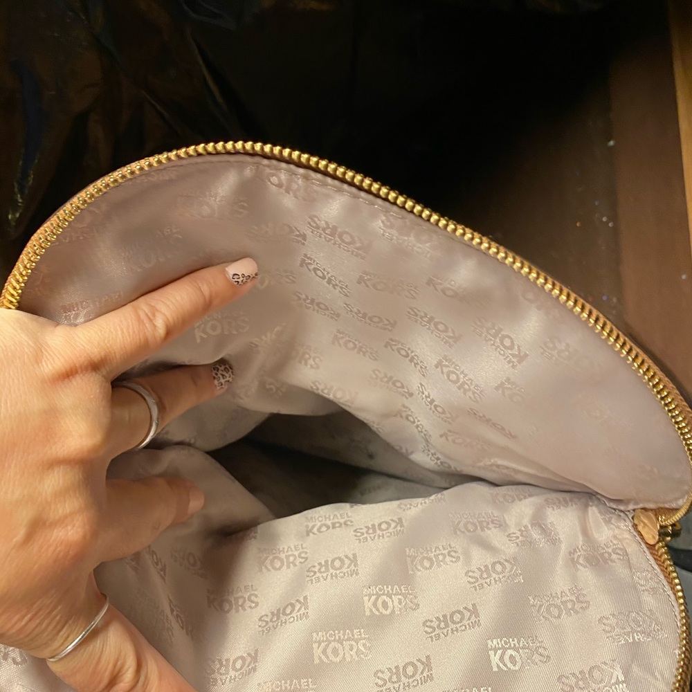 Handbag - Picture 3 of 3